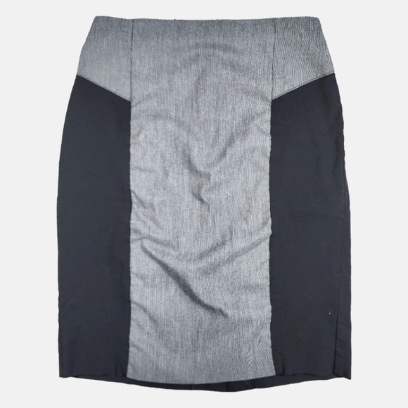 3/$15 Van Heusen Stretch Pencil Skirt - Size 2 - Picture 1 of 7